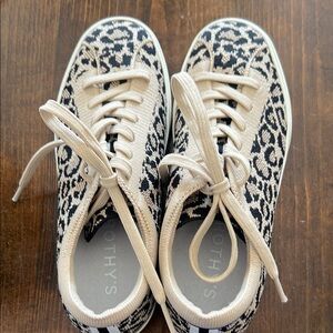 Rothy's leopard sneakers. Like new. Size 7.5 but fits tight.